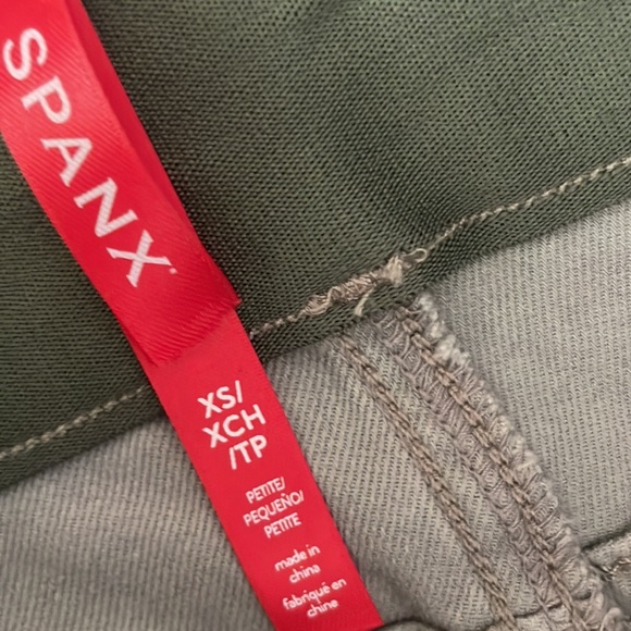 NWT! Spanx XS, XSP, SP 20311Q Stretch Twill Ankle Cargo Pant, stone wash camo - Picture 12 of 15